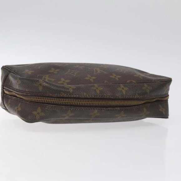 LOUIS VUITTON Monogram Trousse Toilette 23 Clutch Bag - Picture 8 of 16